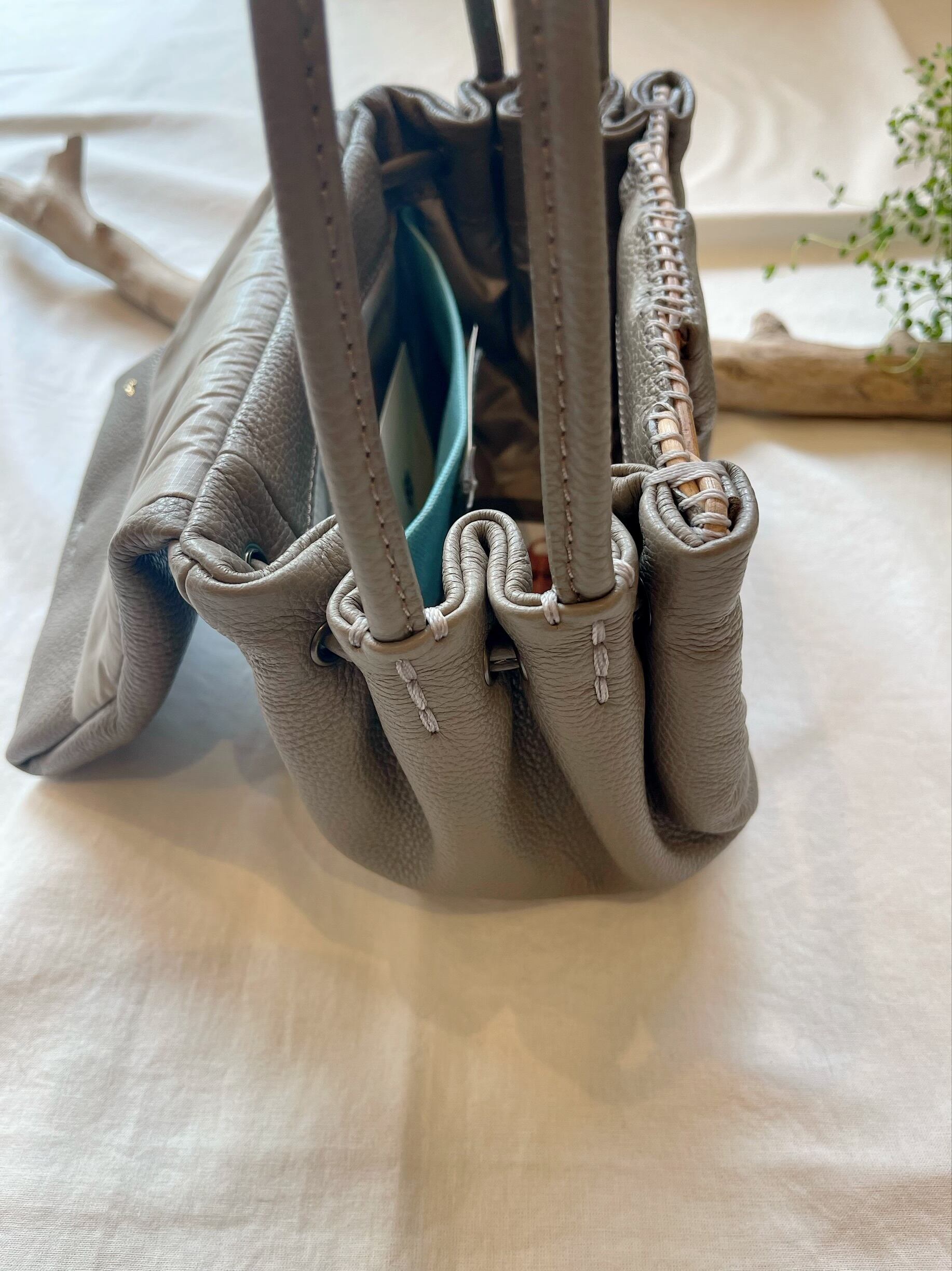 エバゴスアコーディオンバッグ