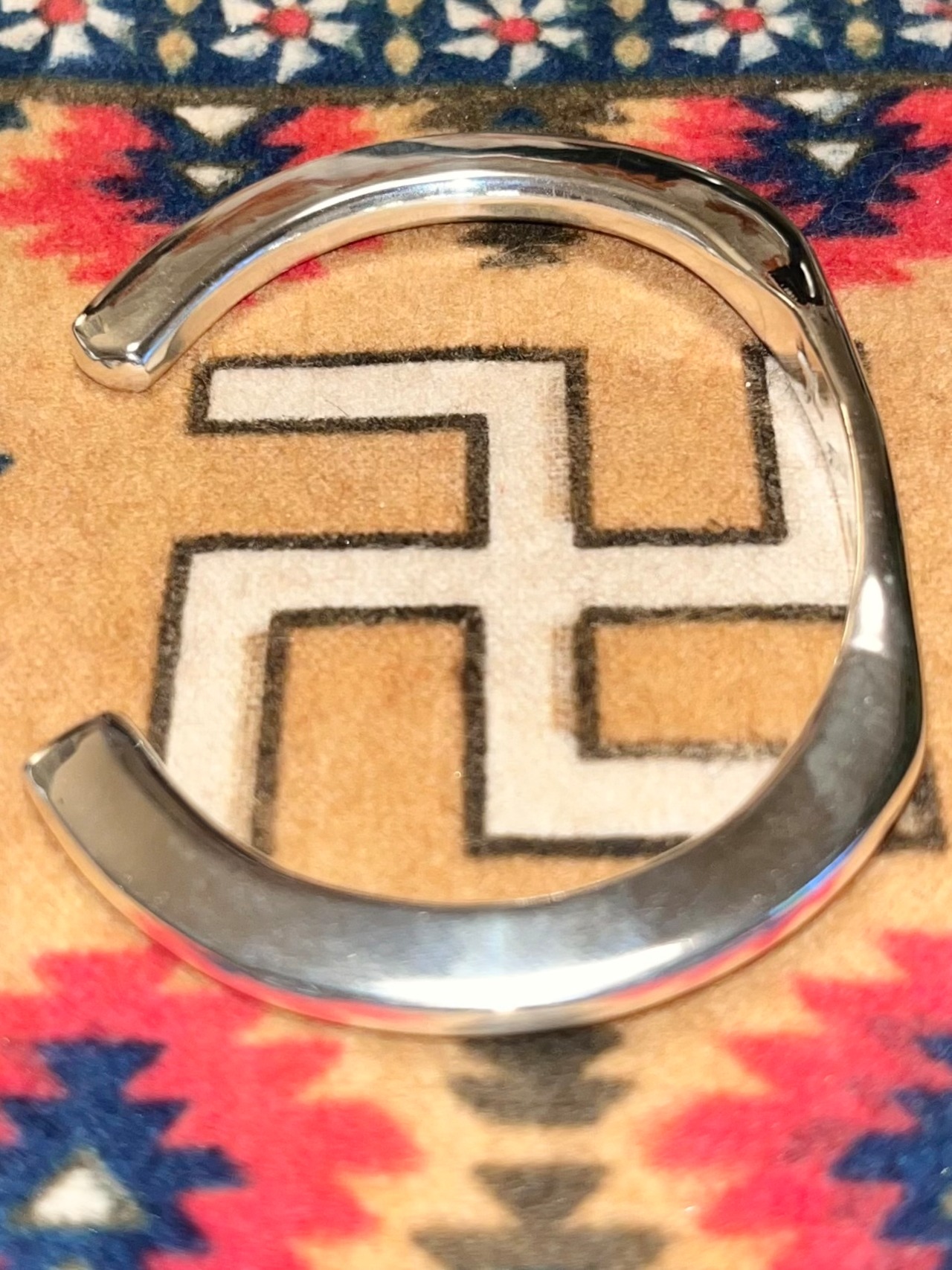 CIPPY CRAZY HORSE silver mojo bangle