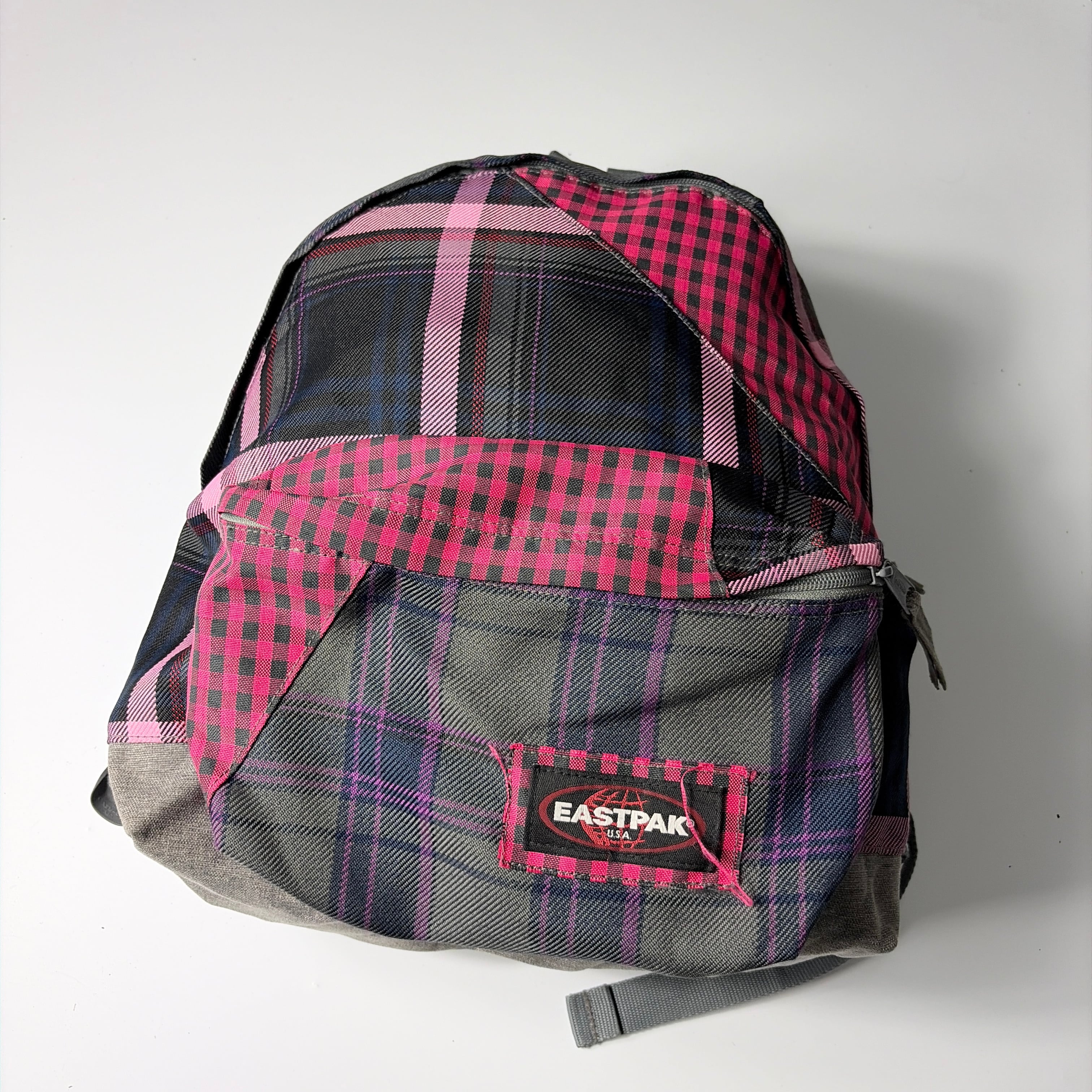 00s EASTPAK plaid pattern backpack