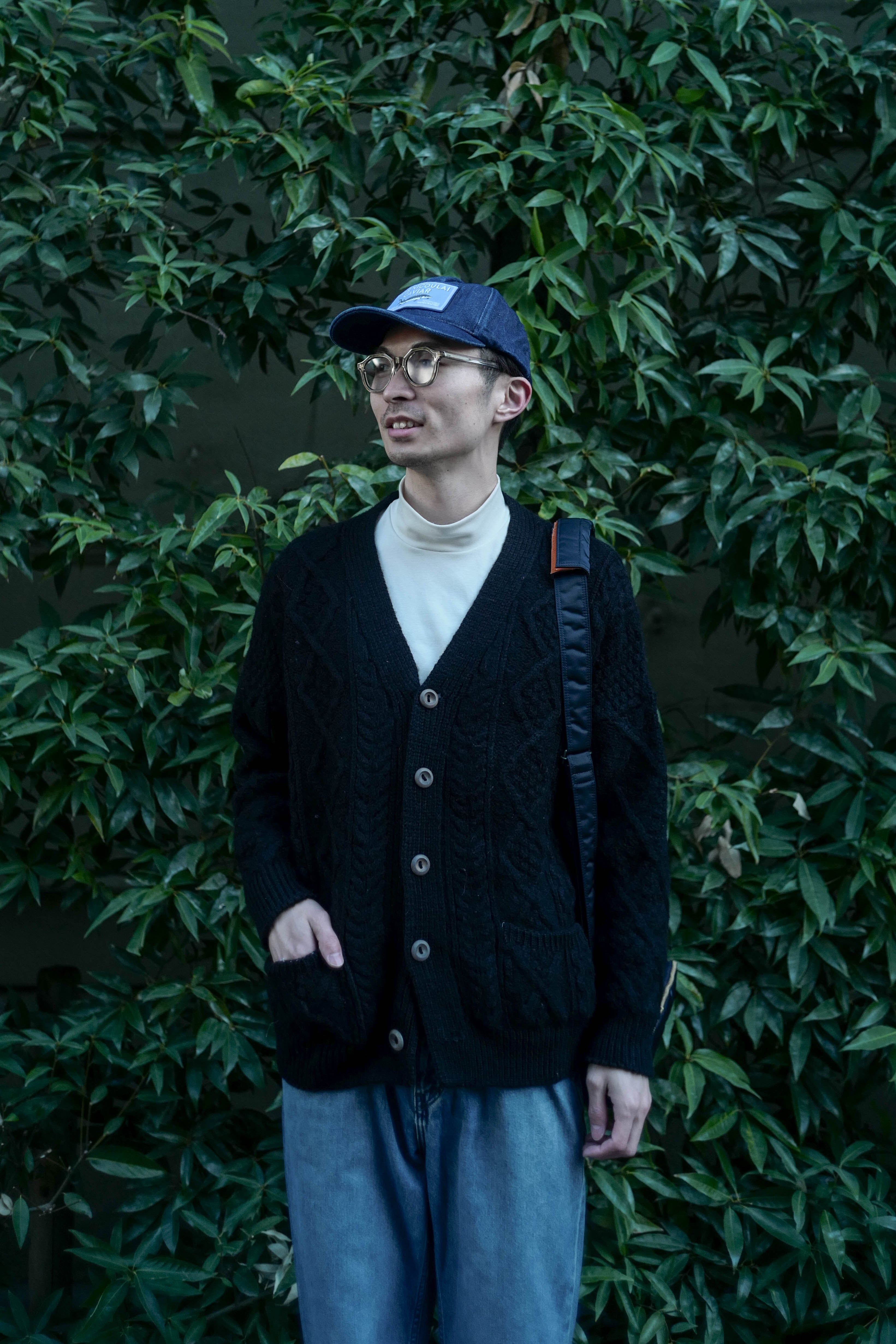 アイルランド 黒染めアランニットカーディガン 18 | militaria & encore