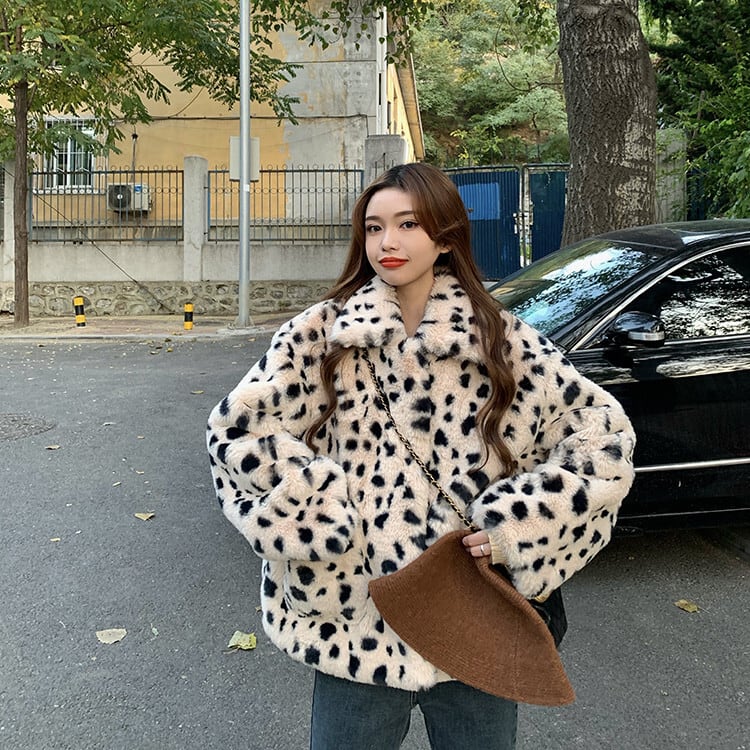 受注】Dalmatian fur coat(ダルメシアンファーコート) | pino 受注】Dalmatian fur coat(ダルメシアンファーコート) | pino