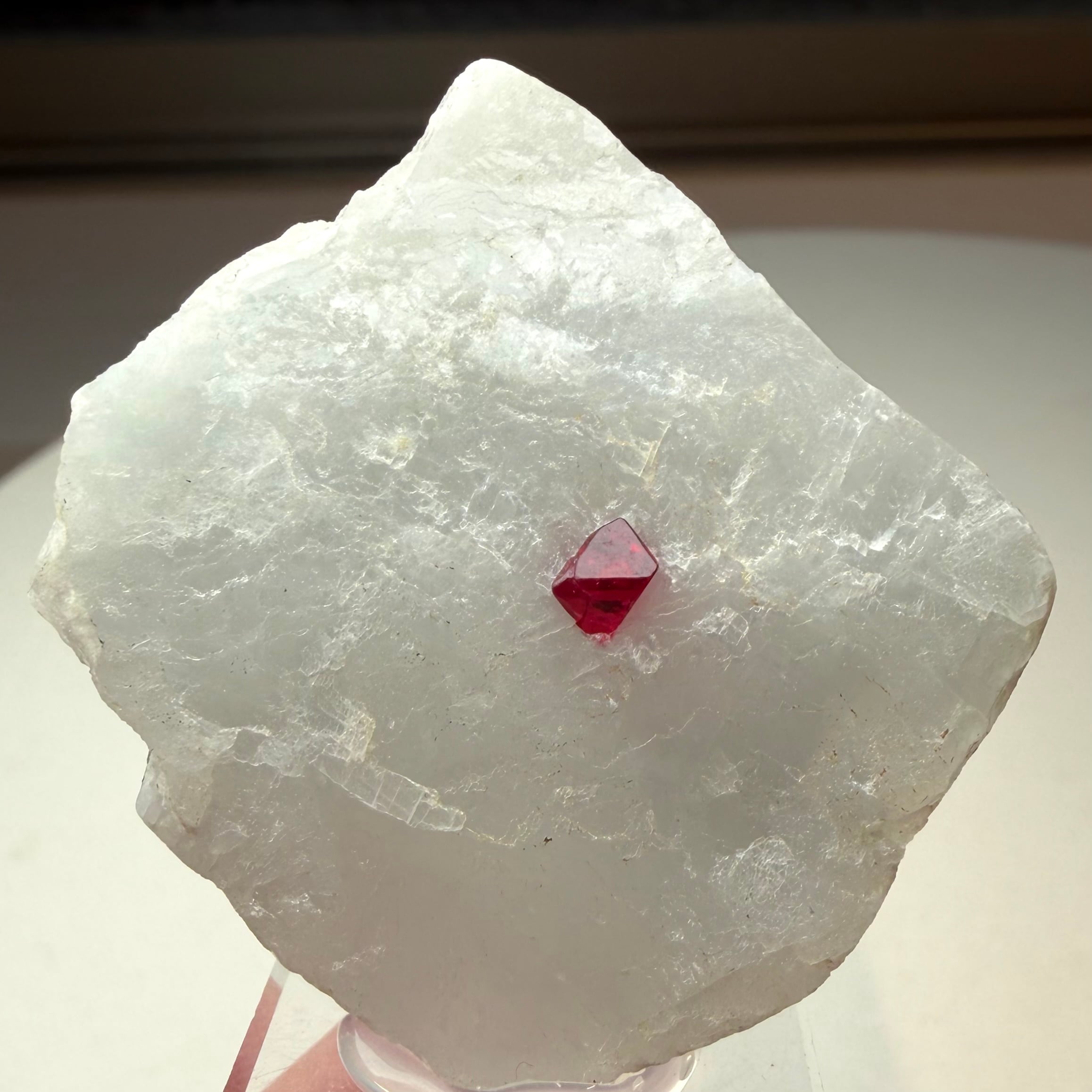 スピネル【Spinel】ミャンマー産 | PEANUTS MINERALS