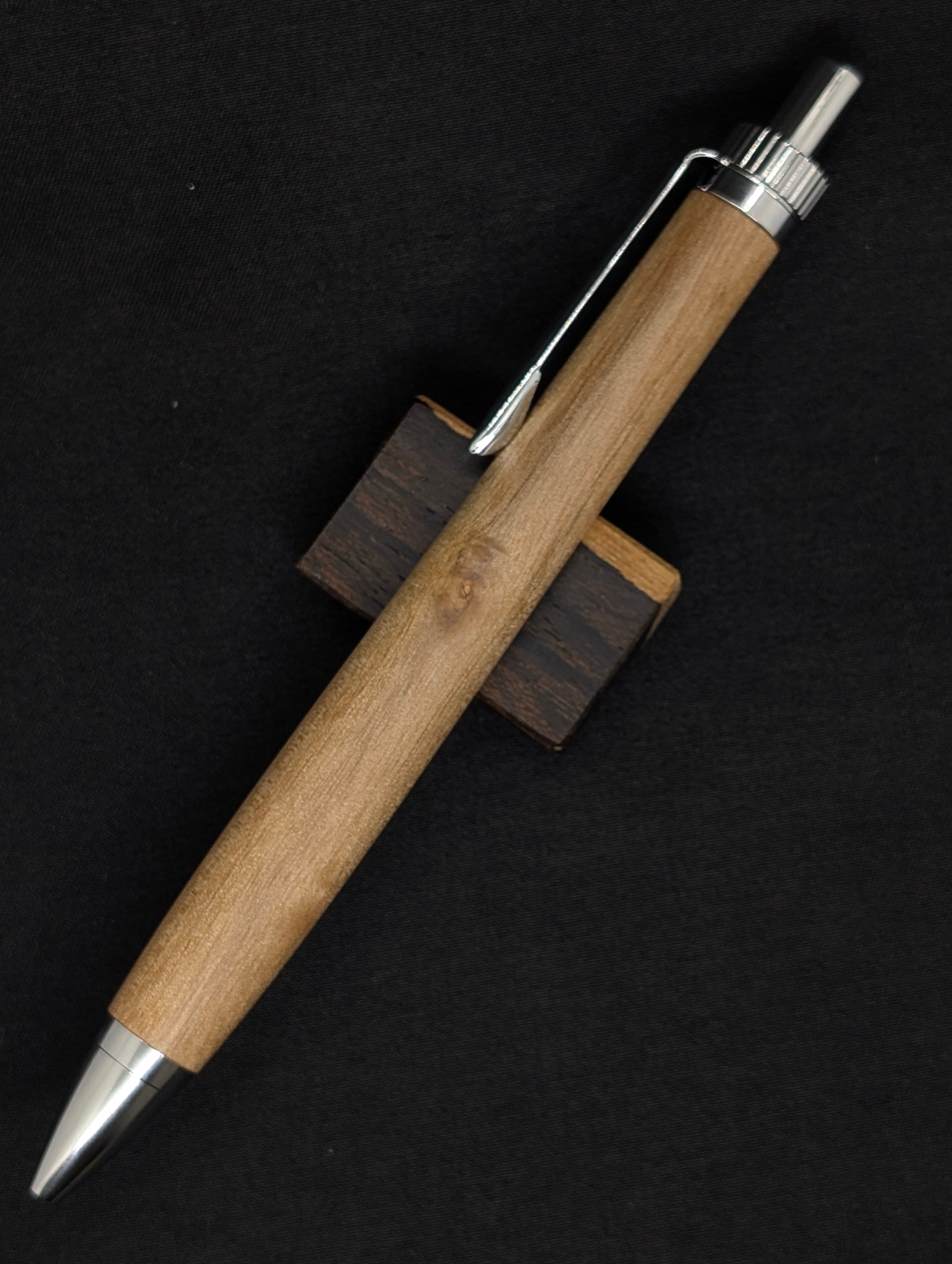 工房雨魚 Wood Craft Amago