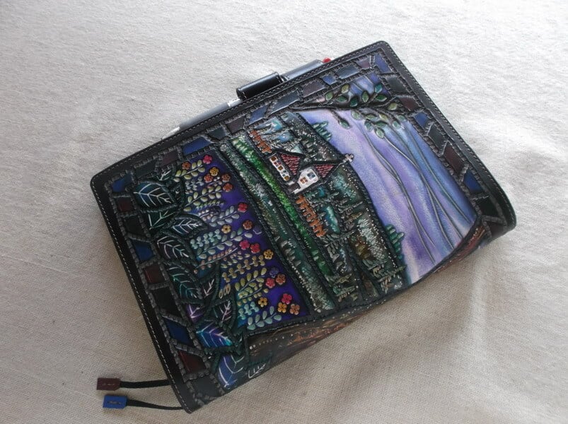 単行本サイズブックカバー ラウンドファスナータイプ 刻印,拭き染め