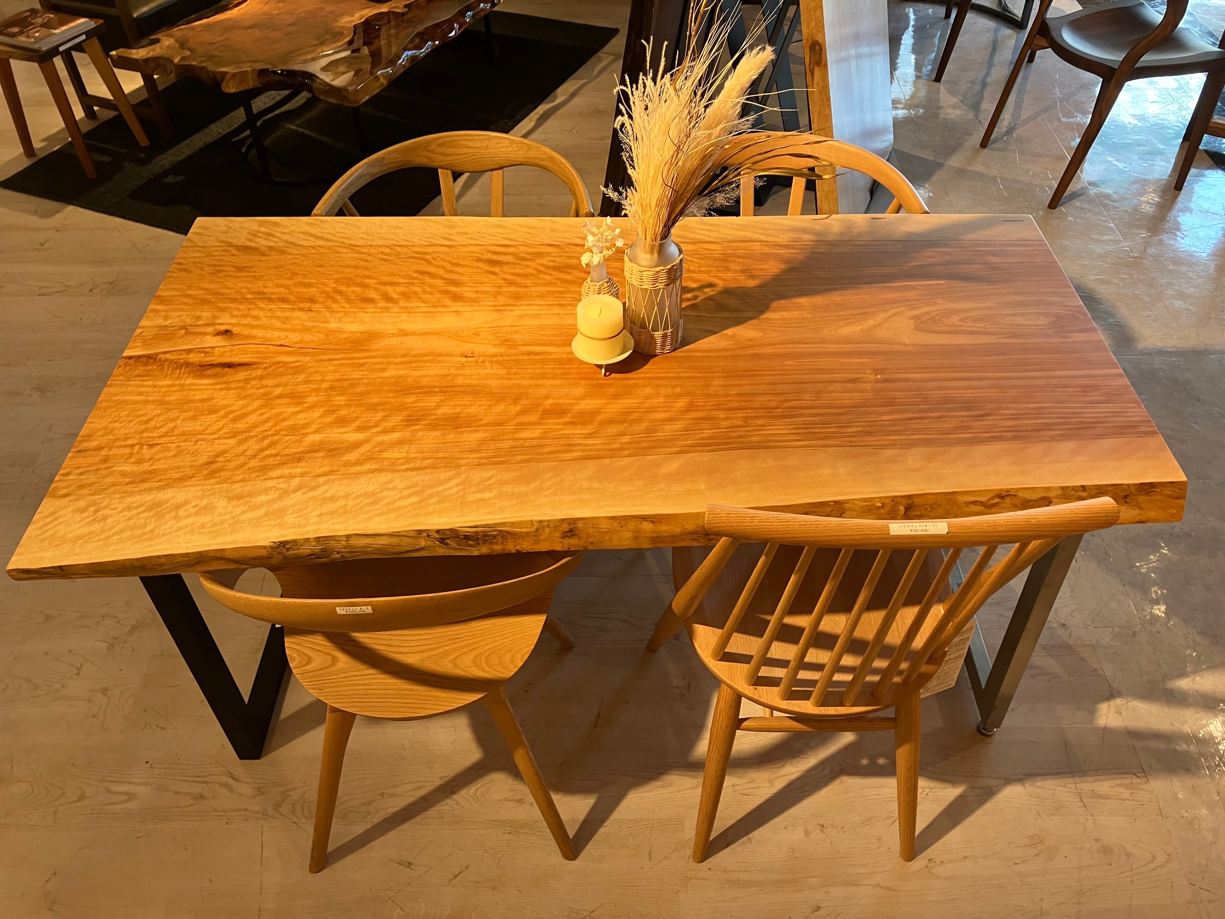 真樺（マカバ）_1550×860-680×57_青山店_テーブル天板/一枚板 241937