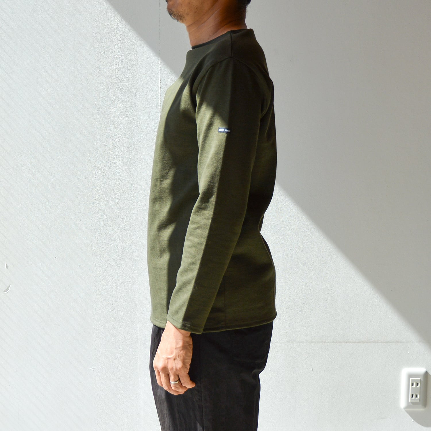 セントジェームス SAINT JAMES 無地ボートネックシャツ(OUESSANT)TOURBE(モスグリーン)