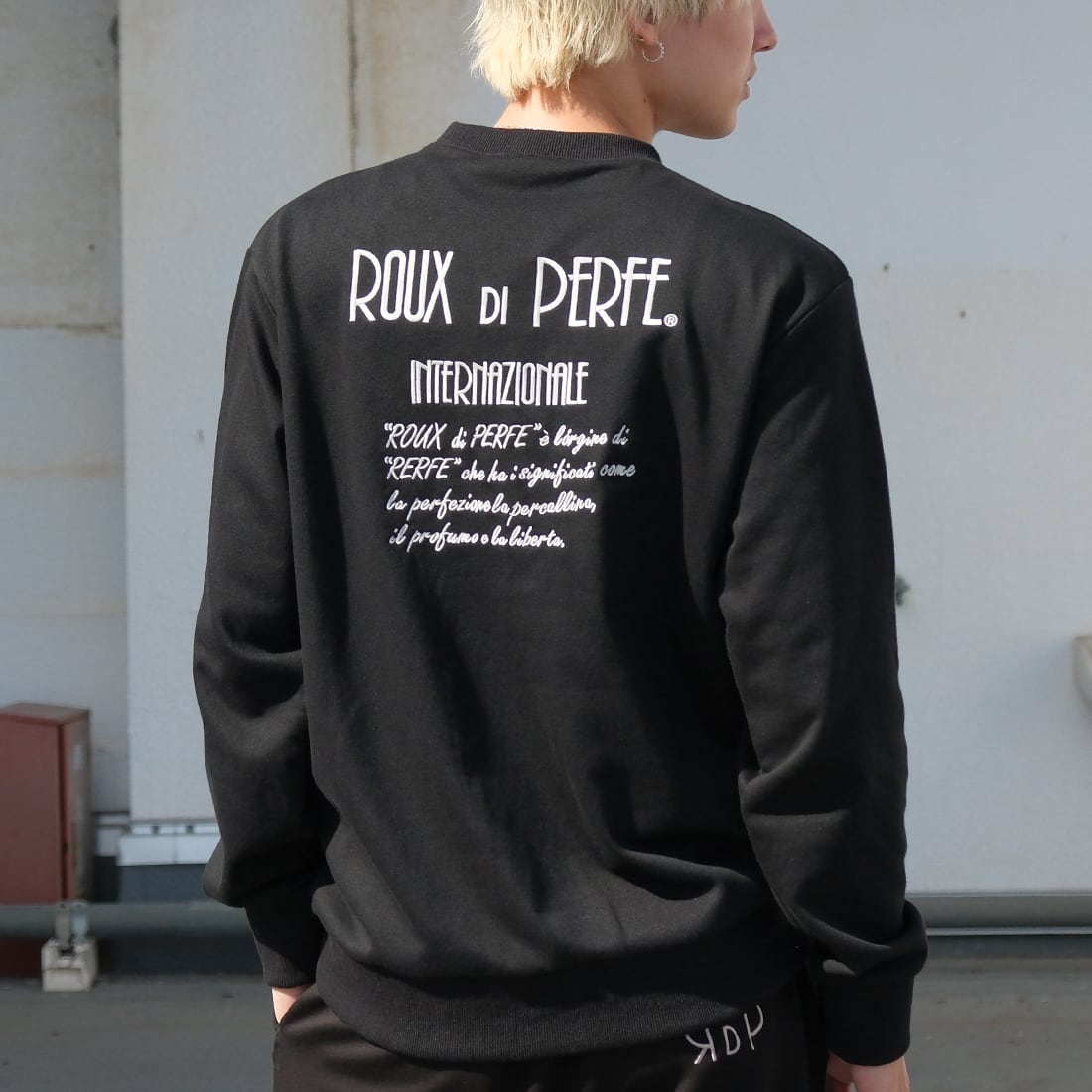 バックロゴ刺繍トレーナー | ROUX DI PERFE INTERNAZIONALE ルゥ・ディ