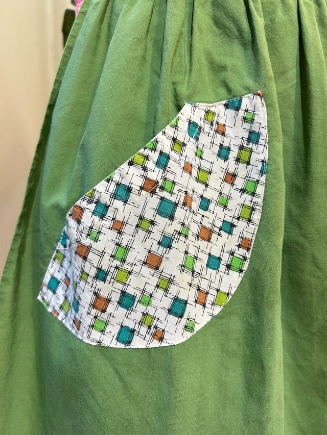 Vintege green print Apron