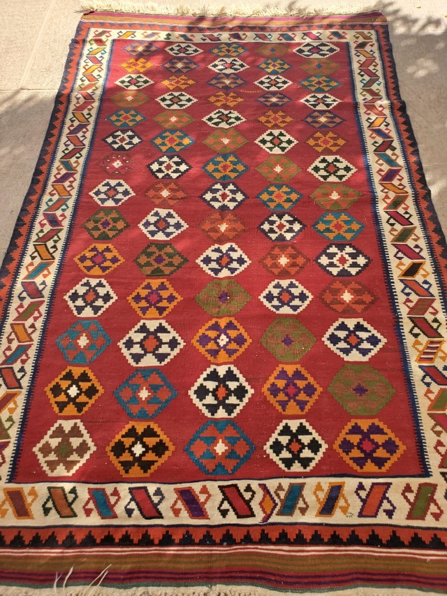 絨毯クエスト45【No.2】Kilim ※現在、こちらの商品はイランに置いてあります。ご希望の方は先ずは在庫のご確認をお願いします。
