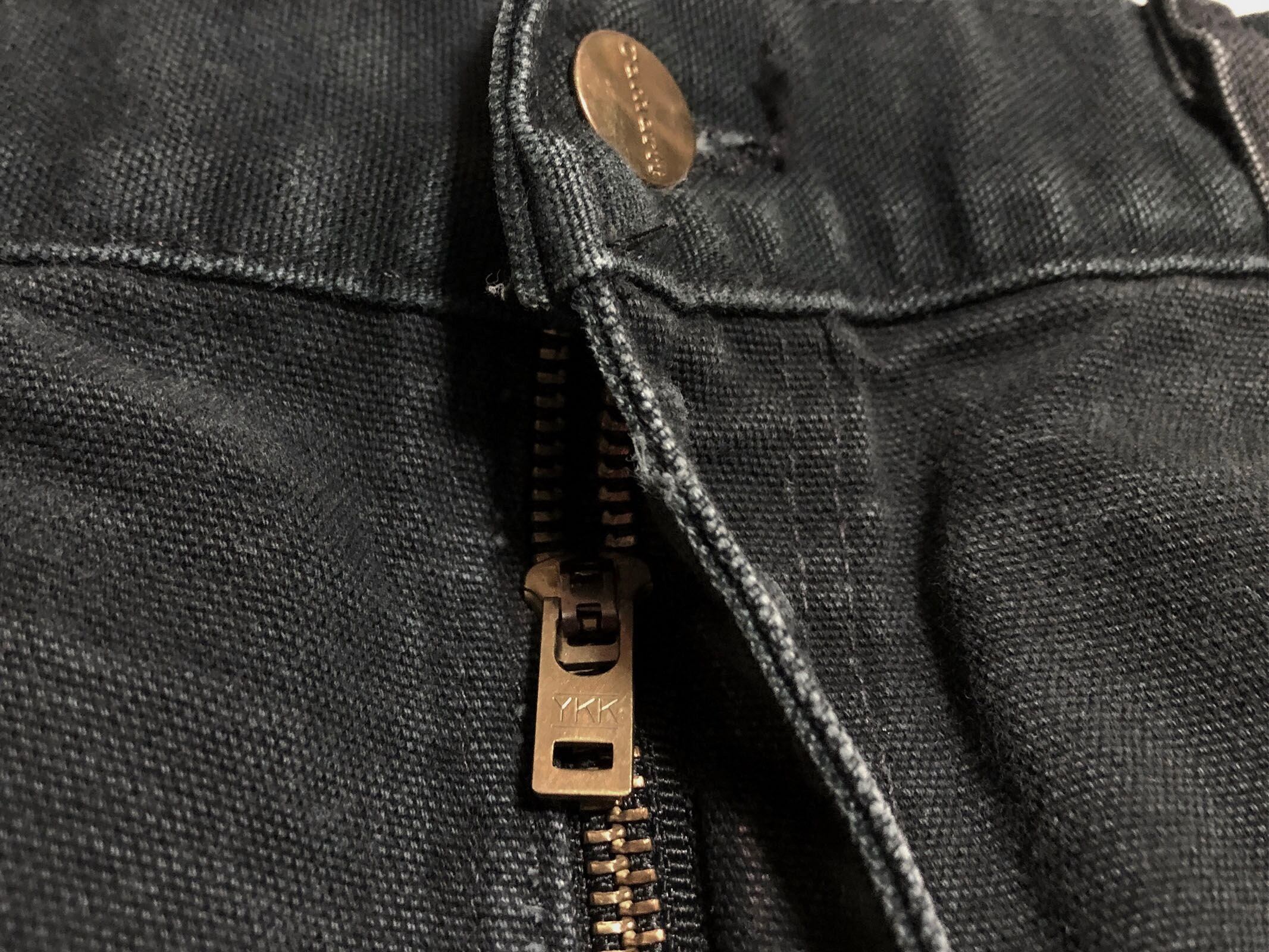 ペンキだらけ Carhartt カーハート ブラックダック ダブルニー ペンキだらけ Carhartt カーハート ブラックダック ダブルニー