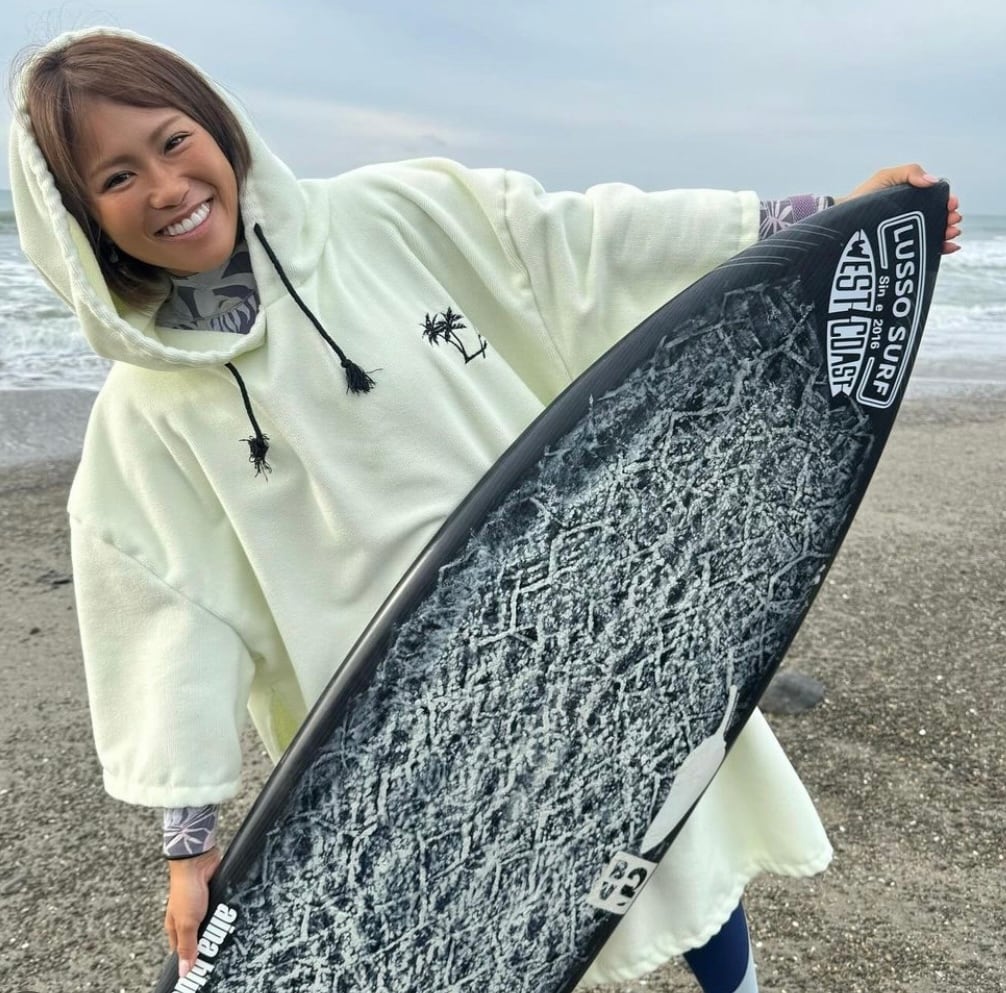 LUSSOSURF Sticker 【White】 | LUSSO SURF