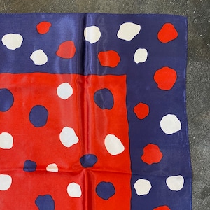 USED dot design scarf