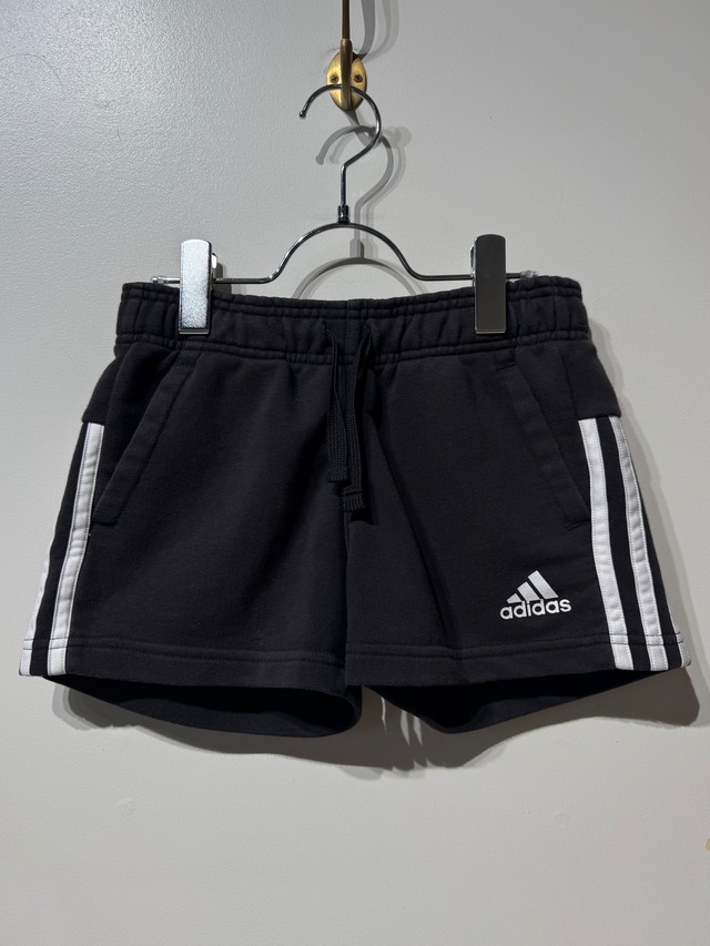 （KD）140cm adidas sweat shorts