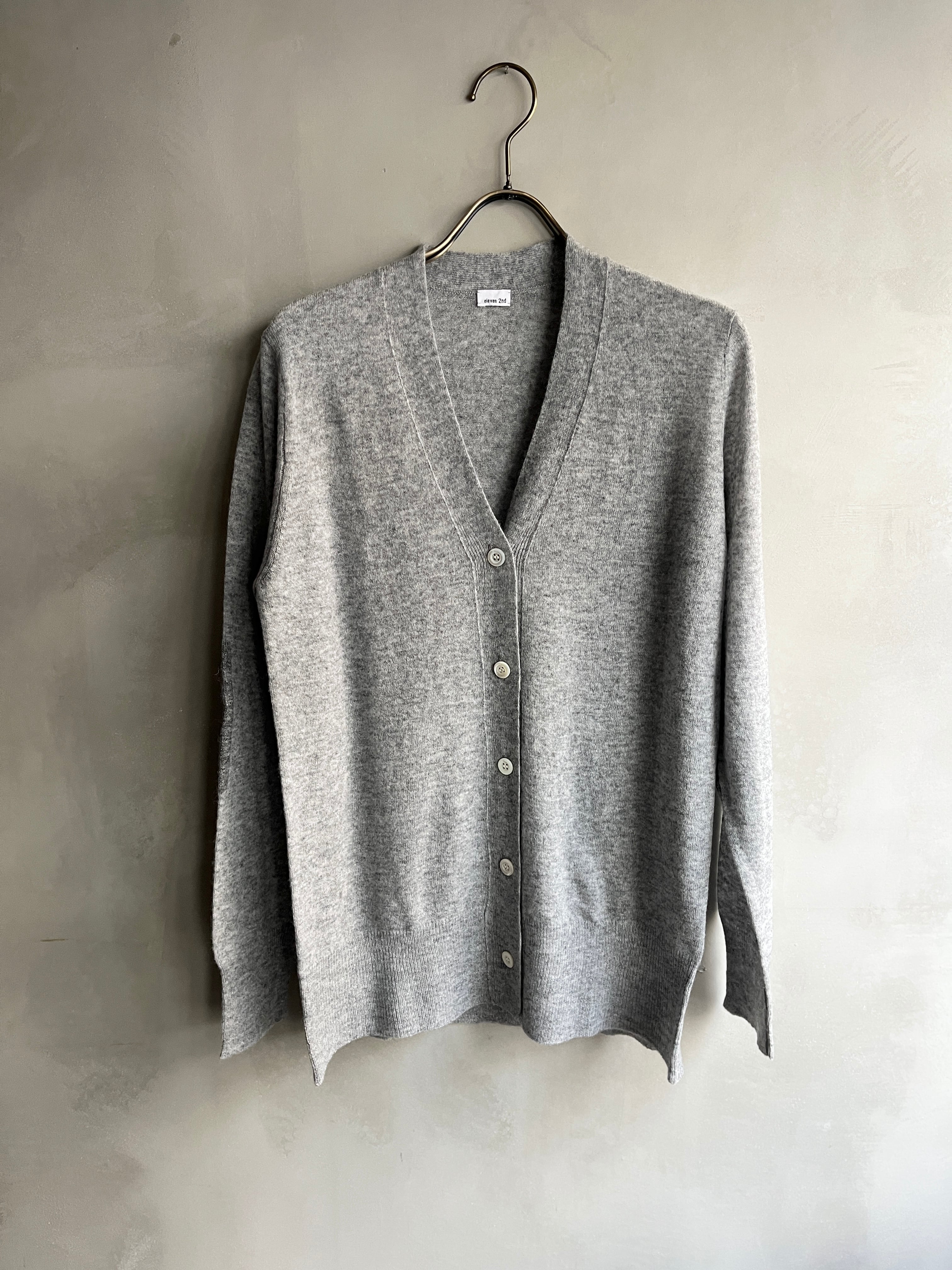 eleven 2nd｜ラムズウール&ヤク カーディガン｜オフホワイト | 岡の oka no