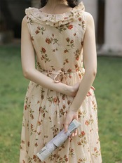 【0018】Ruffled Flower Pattern Short Sleeve Dress