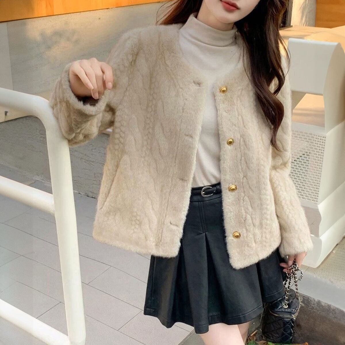 フェイクファー ジャケット ノーカラー レディース 秋冬 防寒 保温 中綿 韓国 ボアブルゾン 大人 きれいめ おしゃれ 上品 通勤 フォーマル ショート丈 大人可愛い 大人女子