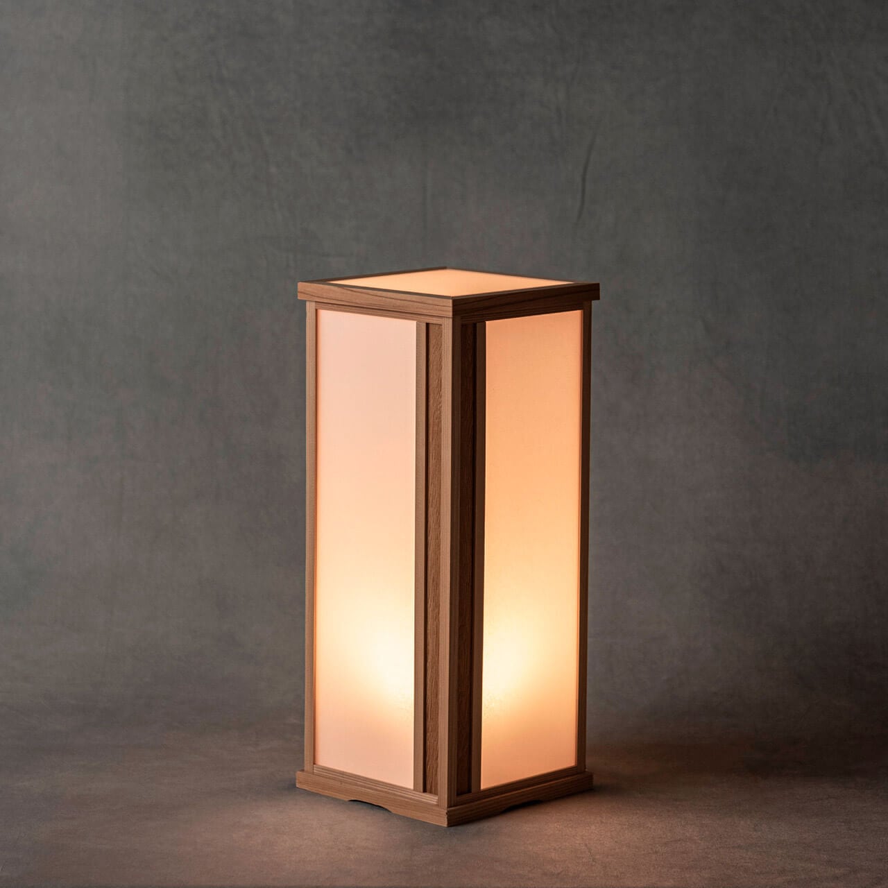 早川鉄兵×笹木木工 切り絵行灯／フクロウ | SASAKI MOCCOW