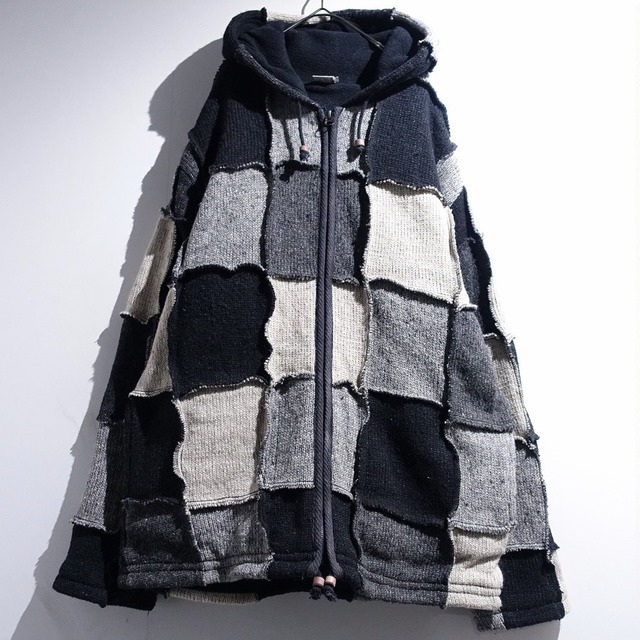 Monotone Patchwork 3D Design Wool Knit Zip Parka