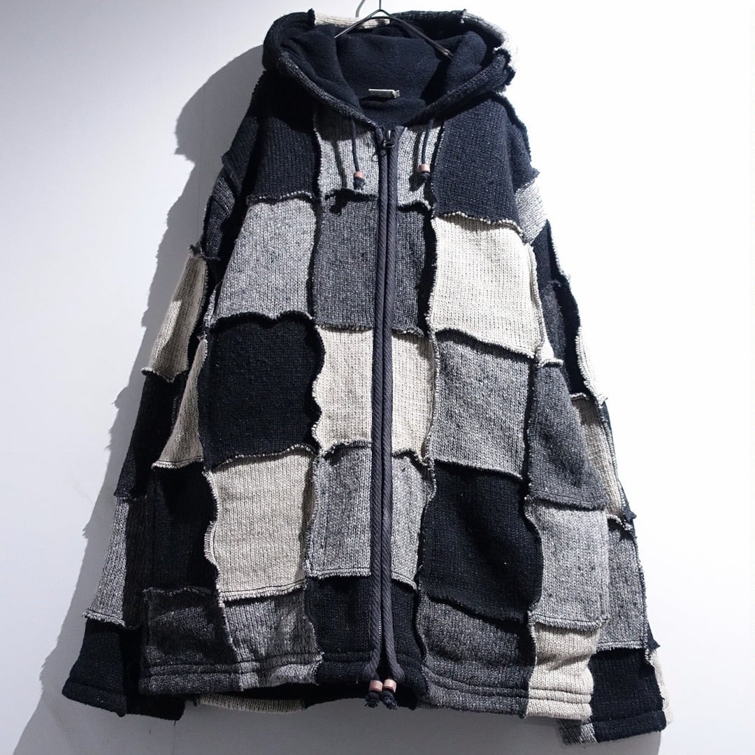 Monotone Patchwork 3D Design Wool Knit Zip Parka