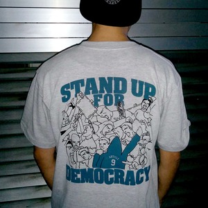 コピー：DEMOCRACY Tシャツ