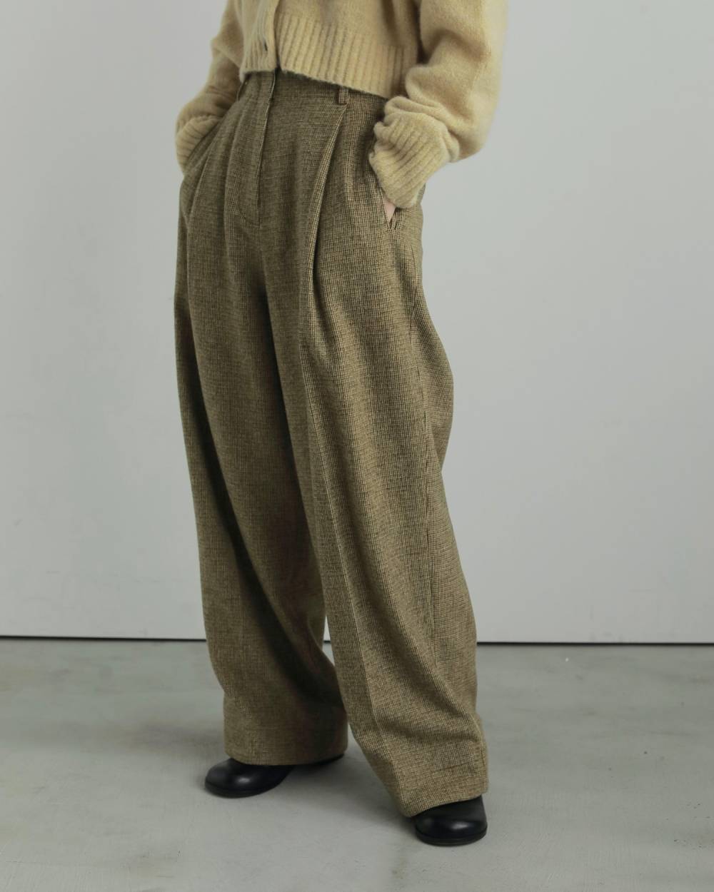 【新品】anuke Check Tuck Pants ànuke online store（アンヌーク） / Check Tuck PantsCheck Tuck