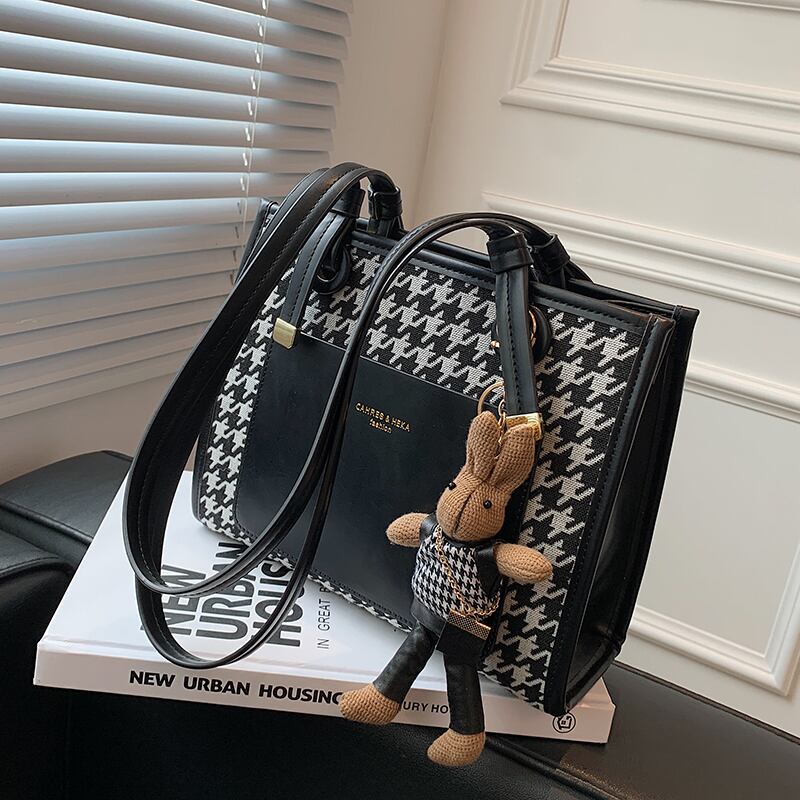 オータムウィンタースタンダードショルダーバッグ レトロ 秋物 冬物 トートバッグ 手作りハンドバック67812340272