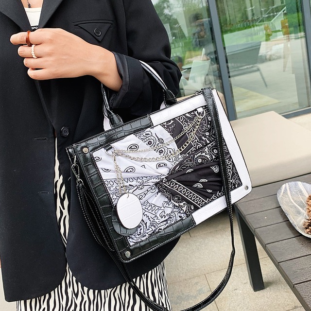 チェーン トートバッグ メッセンジャーバッグ Tiancai_Wing_Bag74994691885