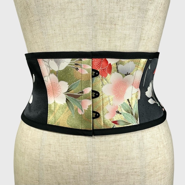 着物コルセット（桜吹雪・振袖より制作）Kimono Corset (Sakura・Made of Furisode Kimono)