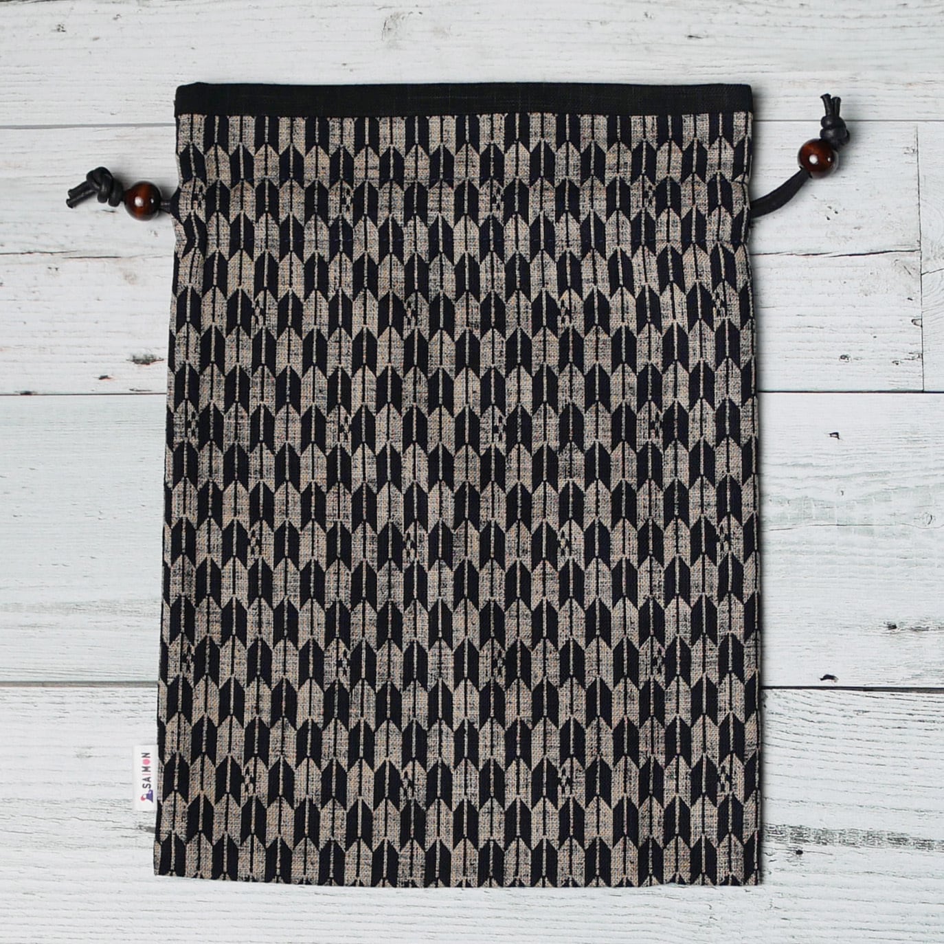 小柄　時代物 巾着/ポーチk3：藍染風おしゃれな和柄の矢絣□小物や御朱印帳入れに