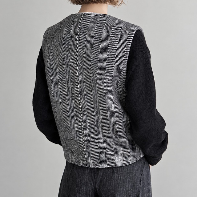 Herringbone tailored vest A00279