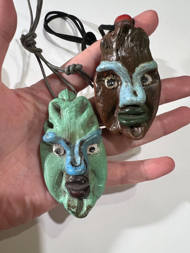 Indonesia glass face necklace( Green/Dark brown)