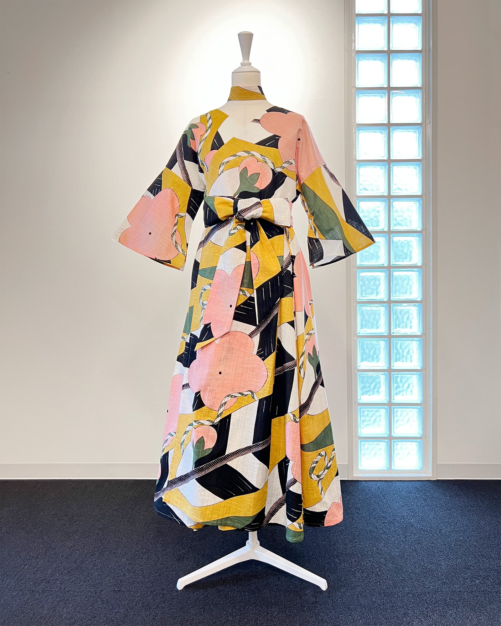 袖あり sleeved | VIVIDEEP atelier ビビディープの『反物ワンピース