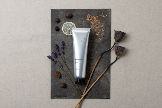 te.on Botanical Butter Tube 全身用クリーム
