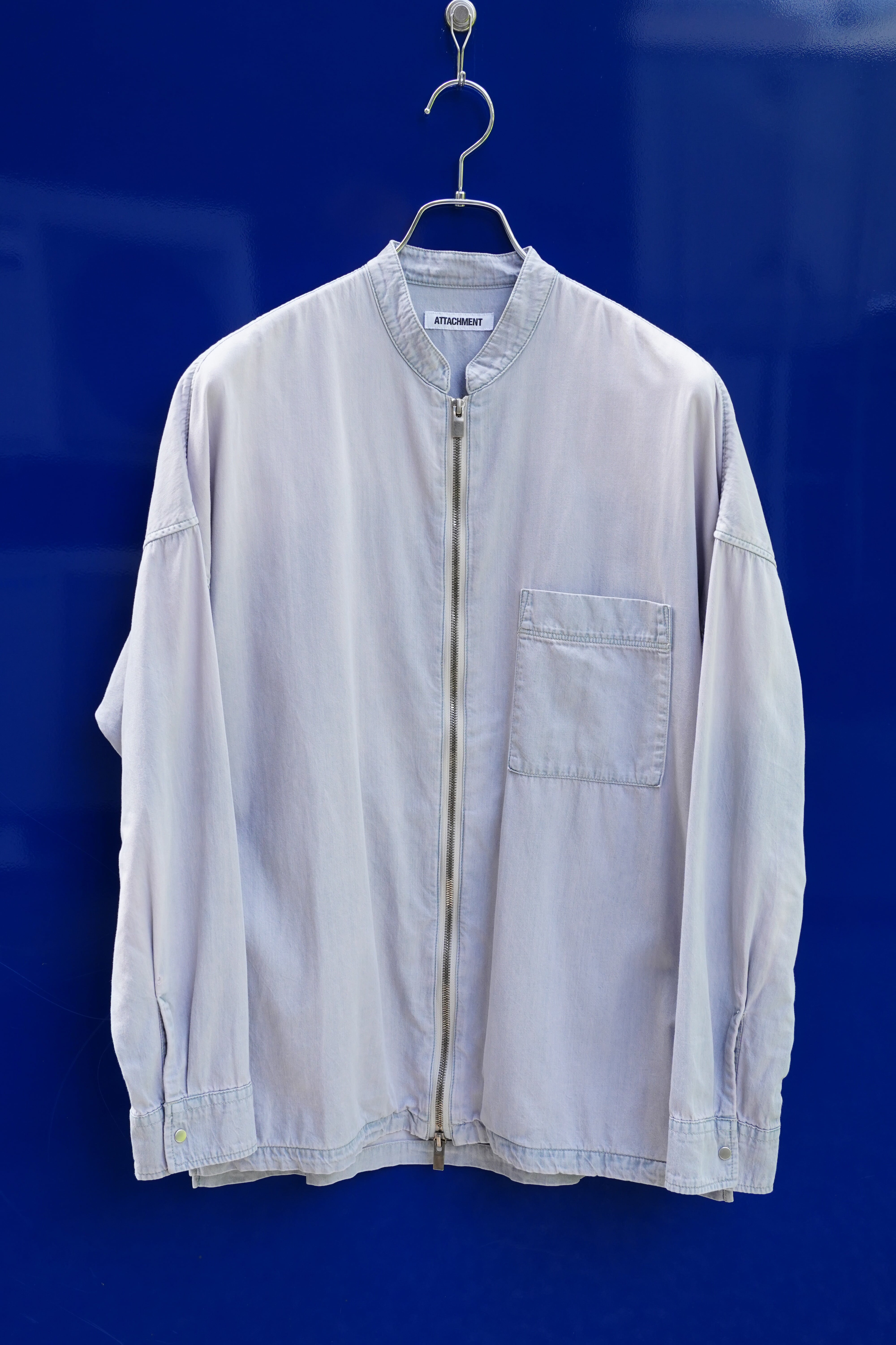 ATTACHMENT(アタッチメント) 5.5oz ムラ糸デニム バンドカラー L/S シャツブルゾン AS41-074 size.2(直営店・ZOZOTOWN限定モデル)