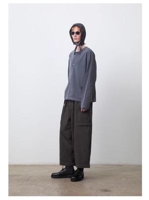 DECESOLO 26AW ウォッシュド ピグメントダイ ヘンリーネック Tシャツ