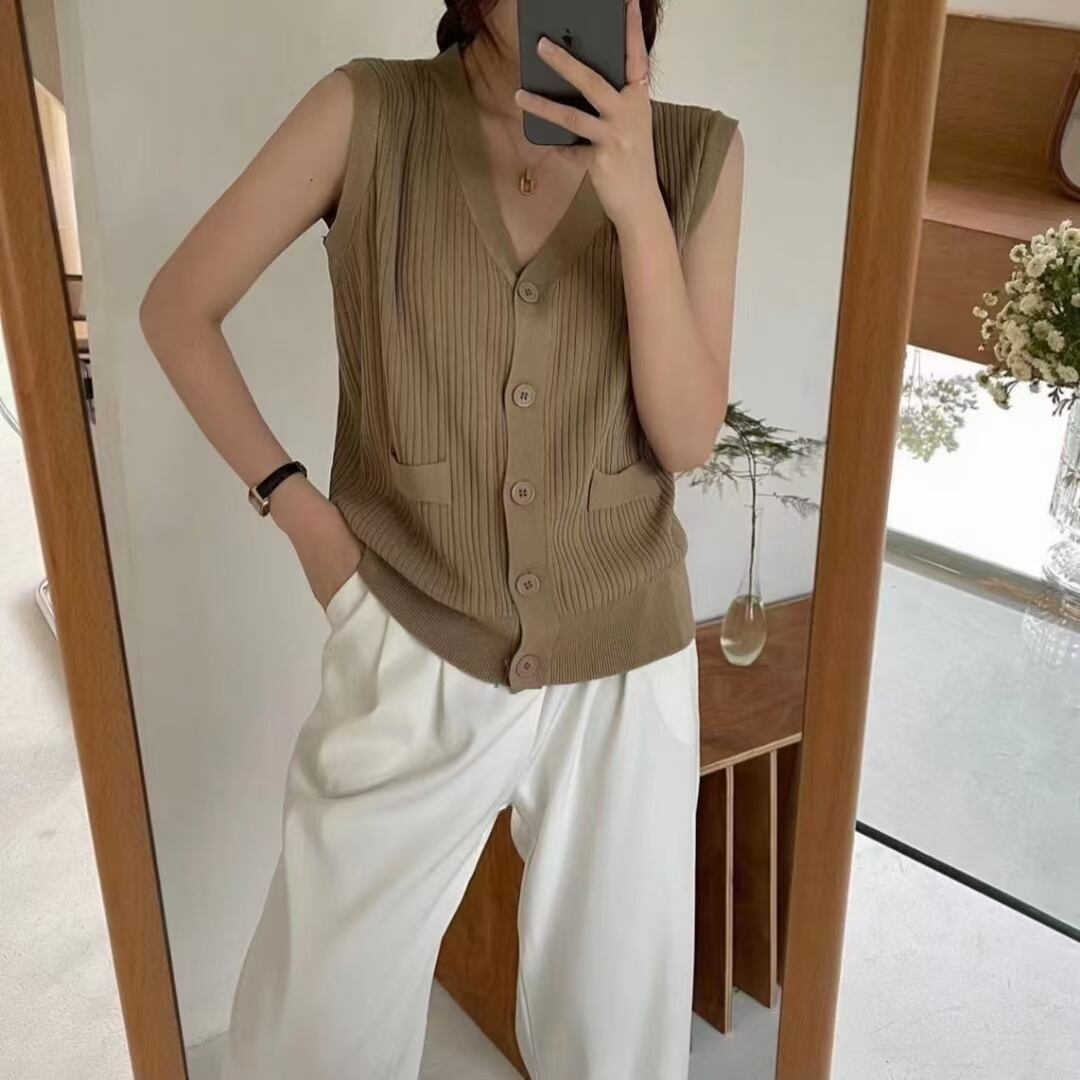 Vネックニットベスト　AJ1050-6611