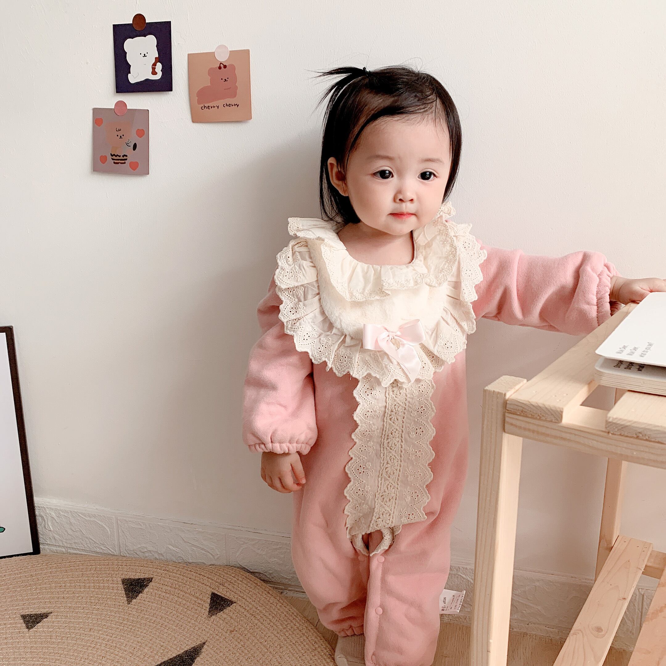 2020年冬の新しい赤ちゃんのカバーオール新生児の宮殿スタイルの