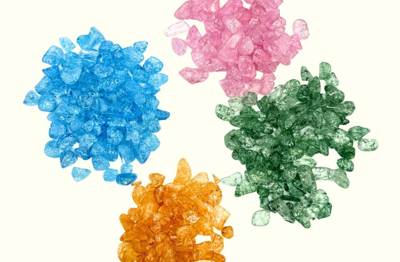 よろず屋一期一会オリジナル
（富士山溶岩石の小瓶）