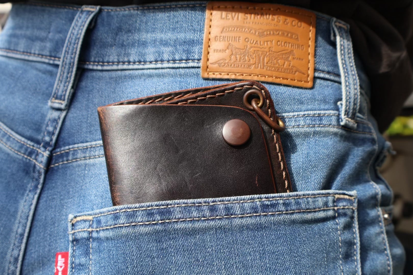OOLJEE leather