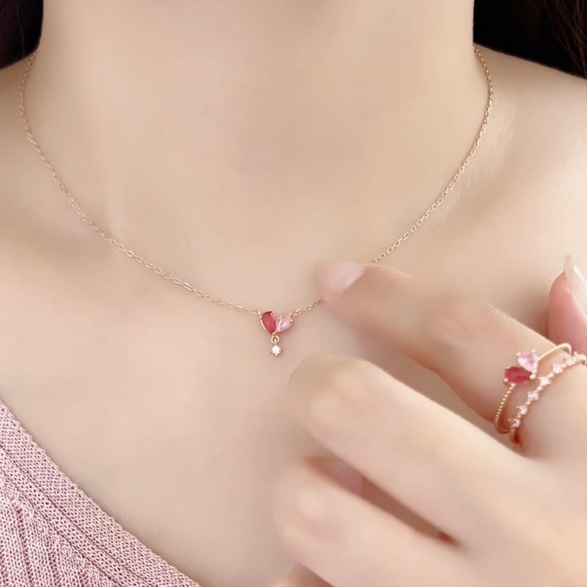 necklace