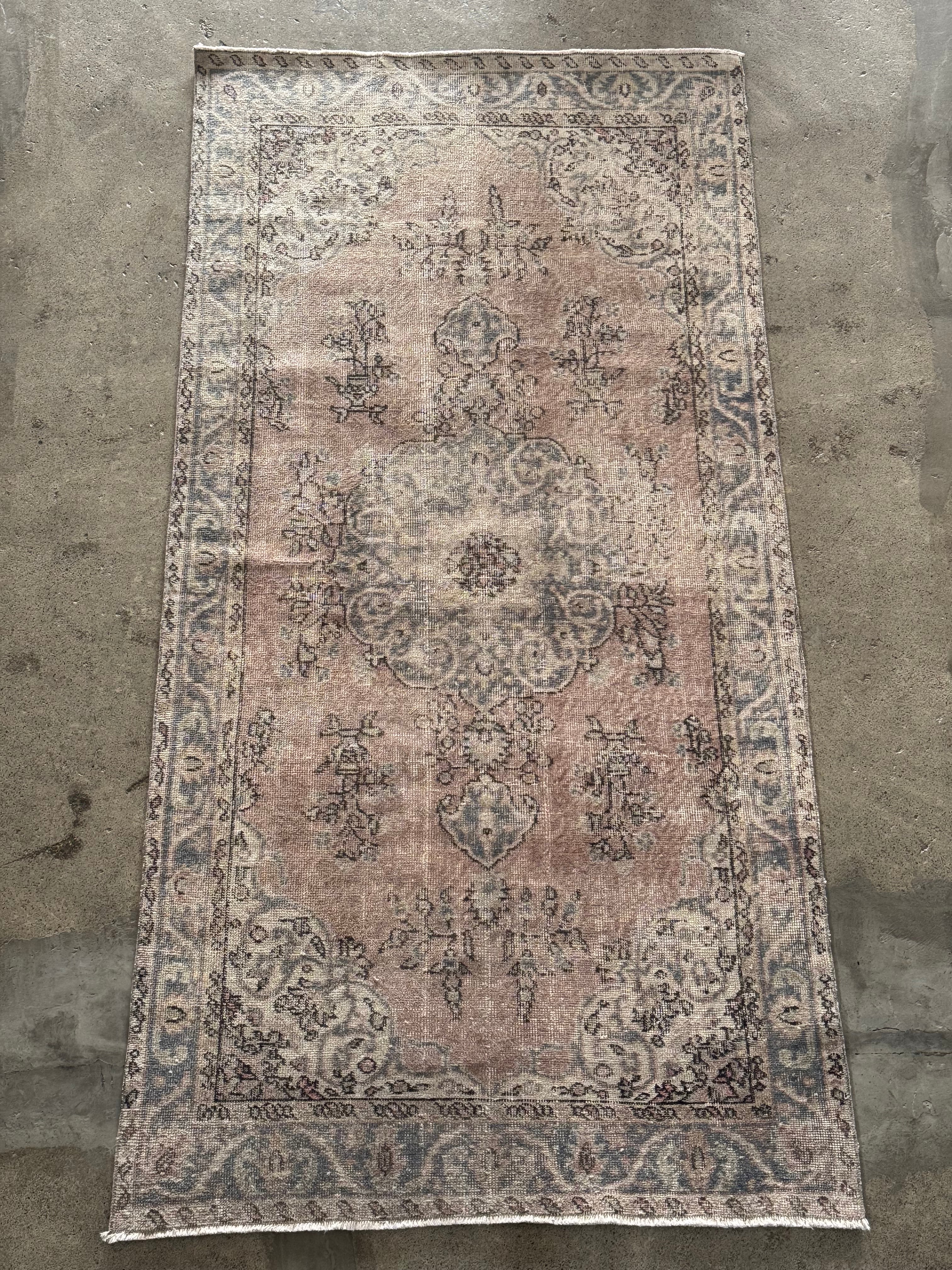 Antiques&Crafts880