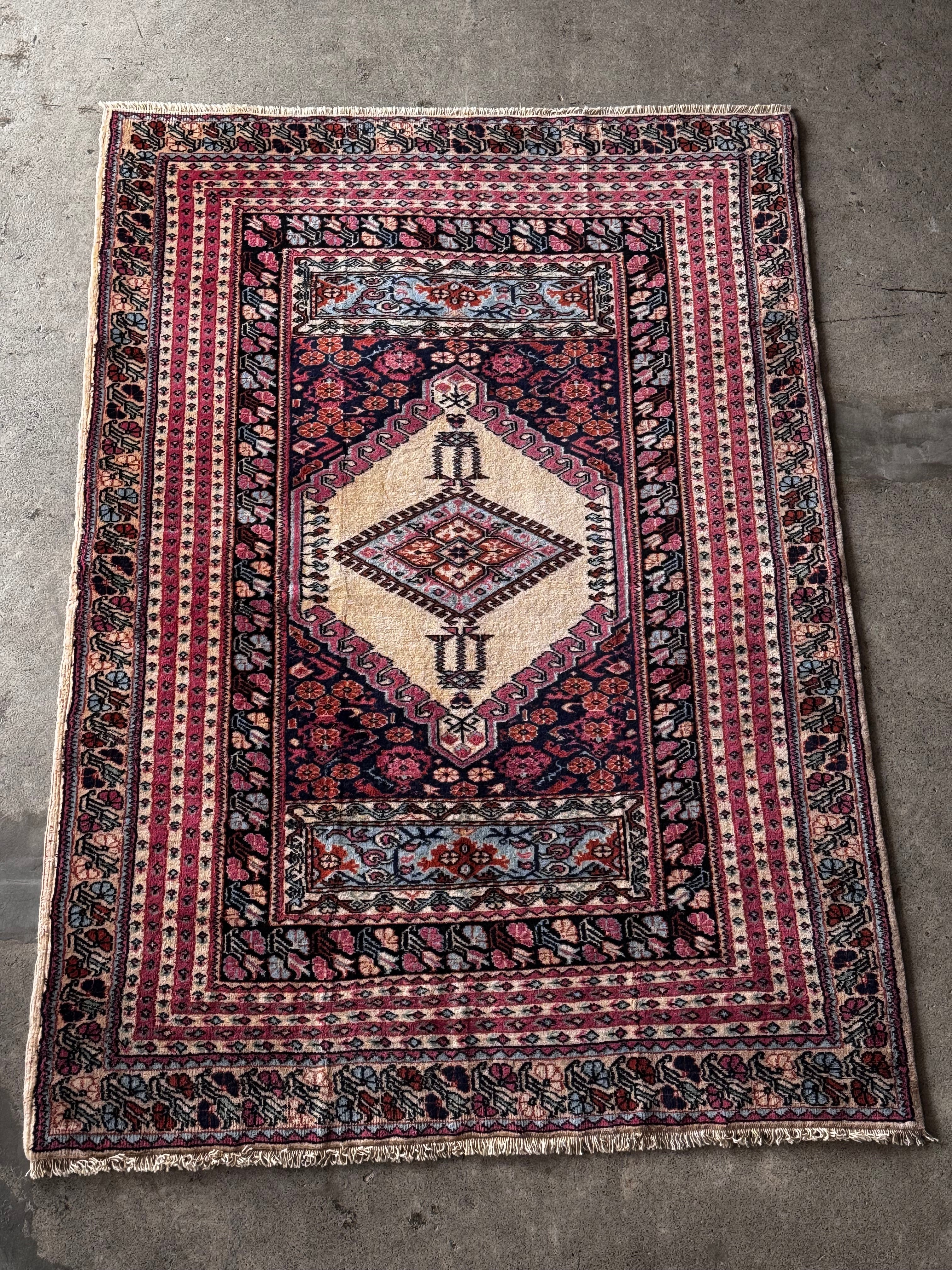 Antiques&Crafts880