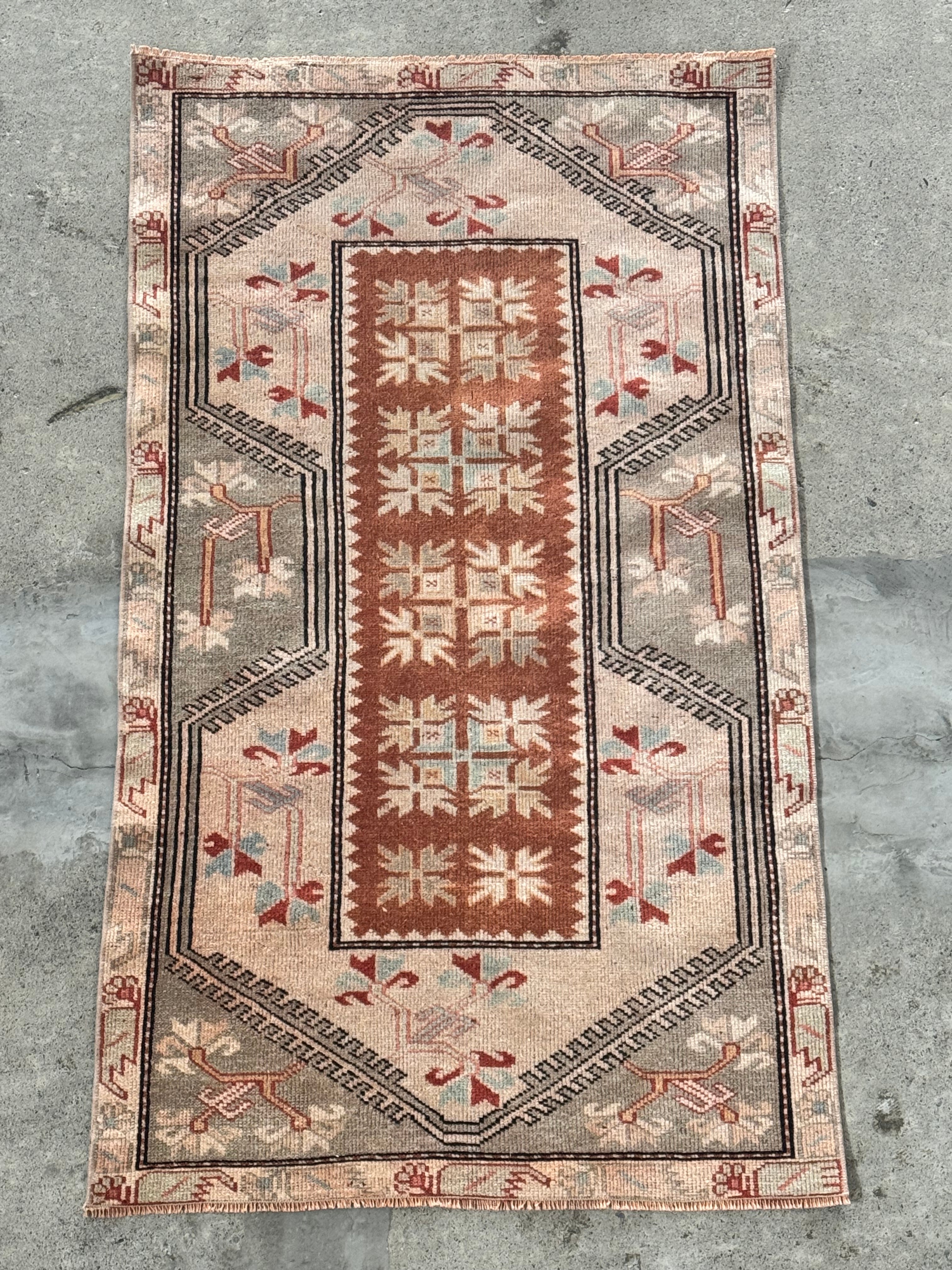 Antiques&Crafts880