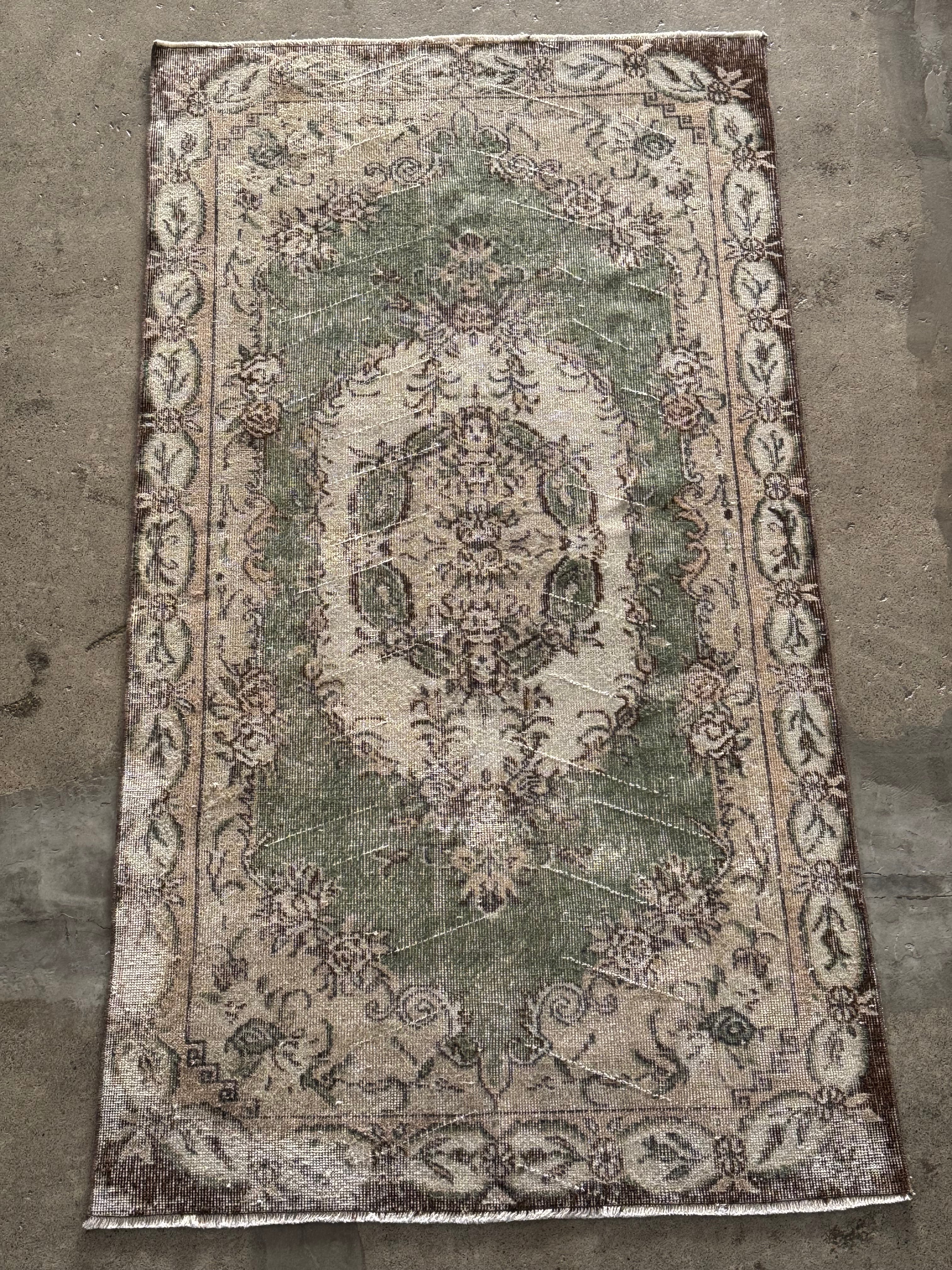 Antiques&Crafts880