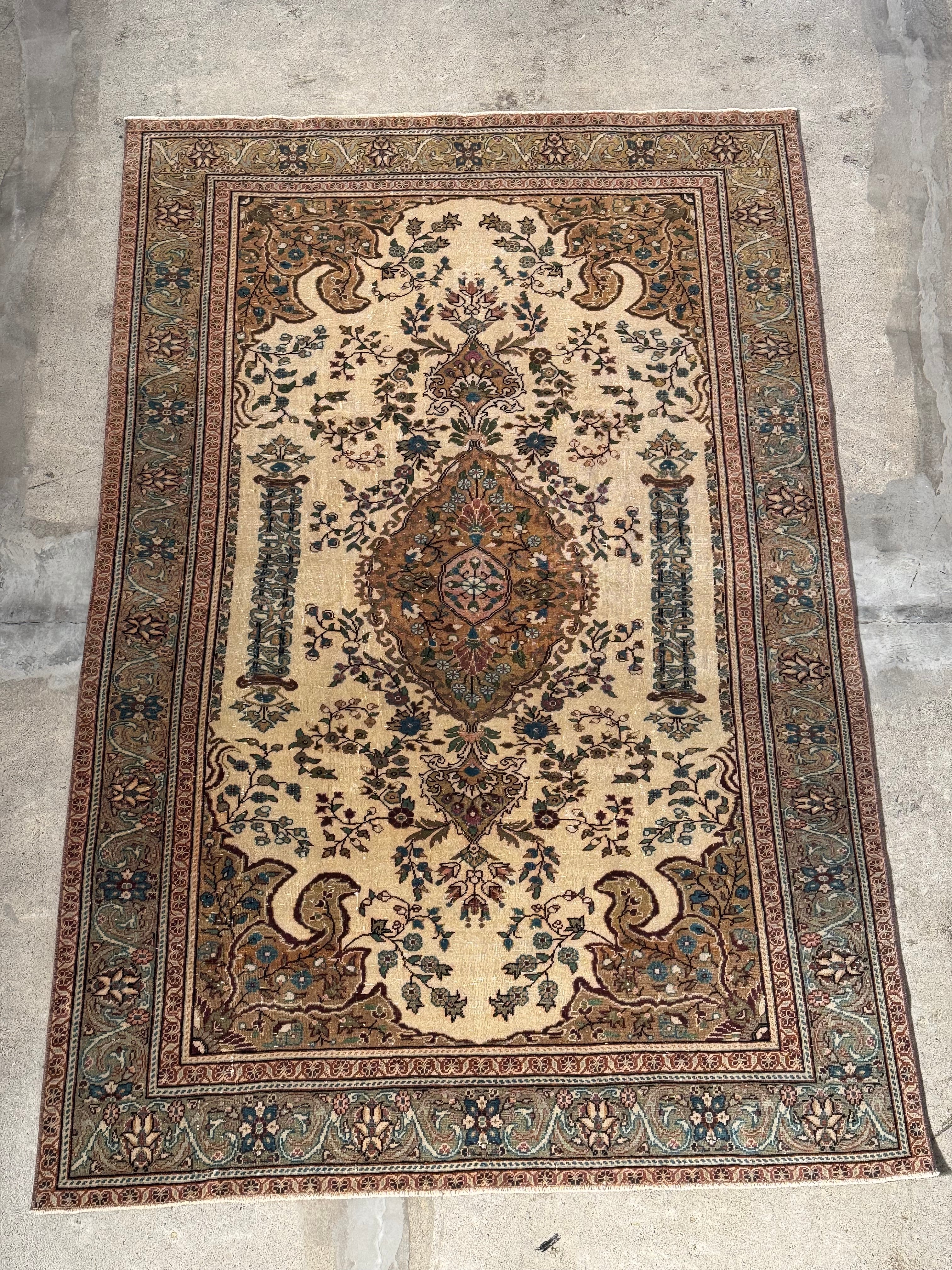 Antiques&Crafts880