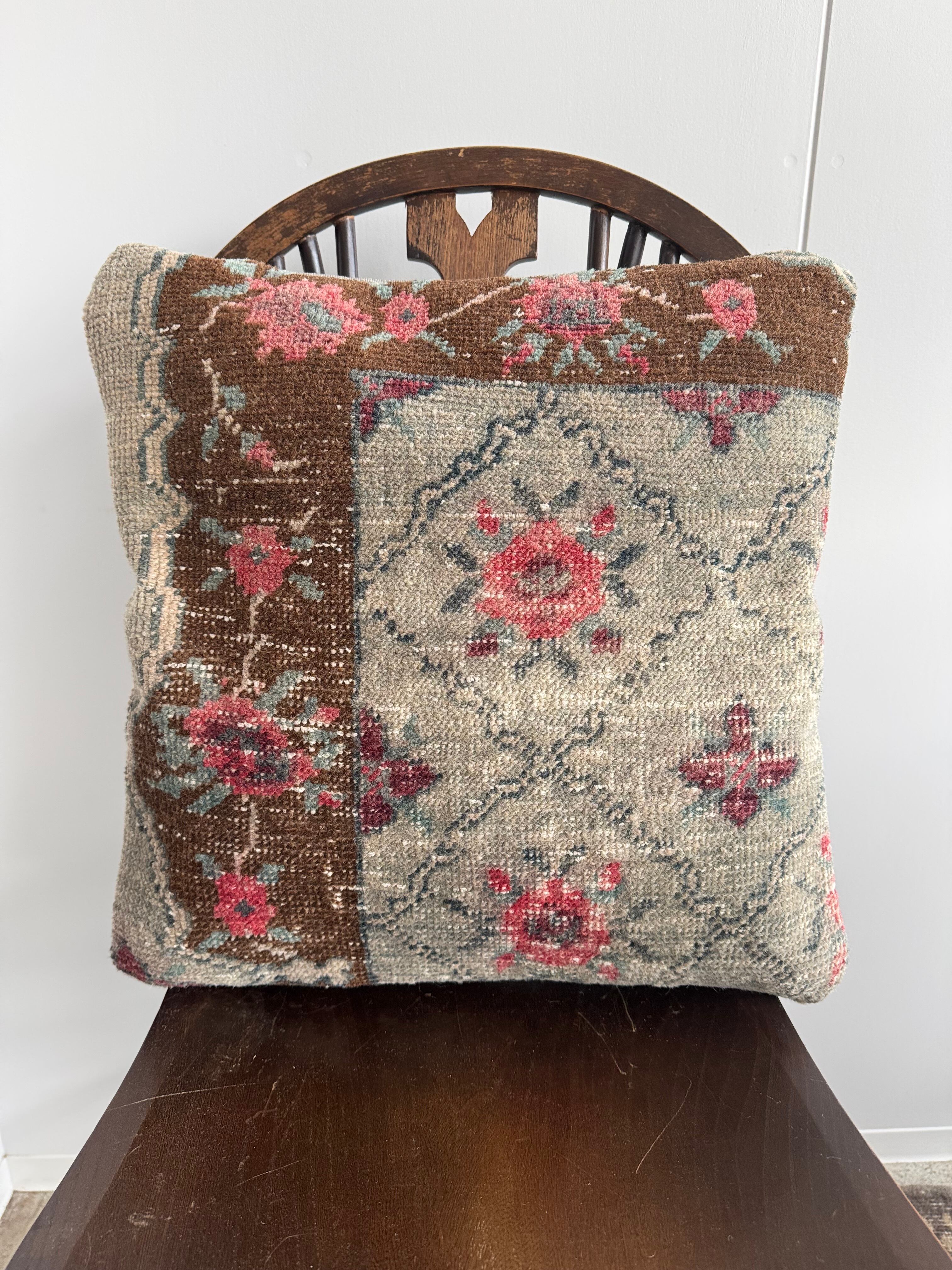 Antiques&Crafts880
