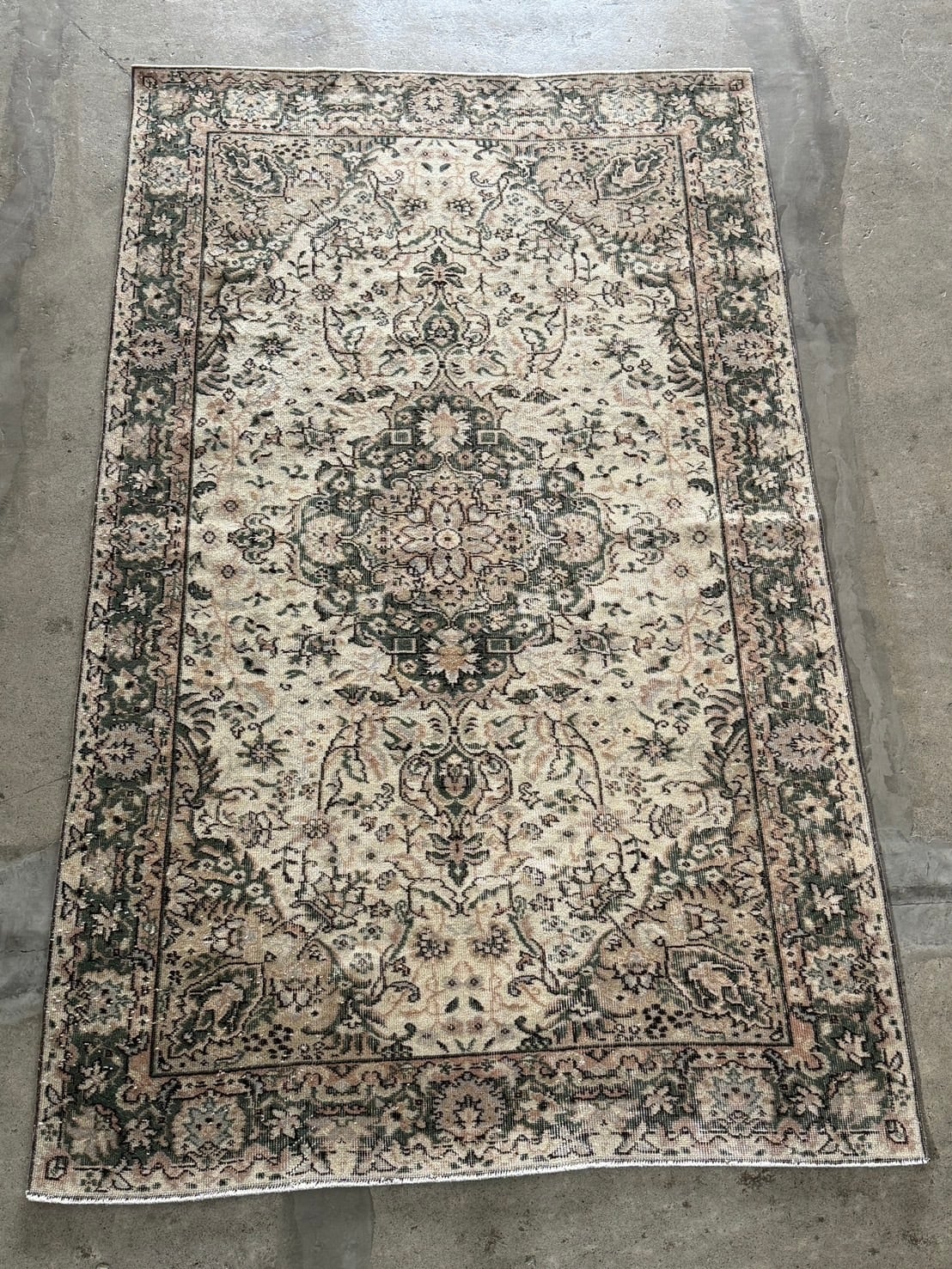 Antiques&Crafts880