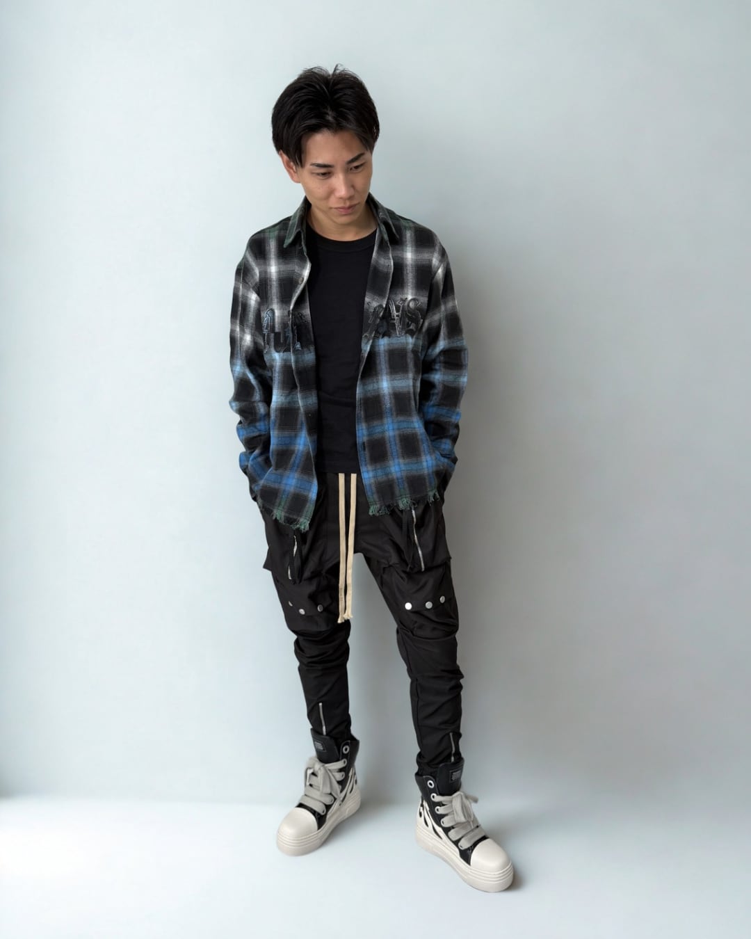 身長176cm61kg Mサイズ着用