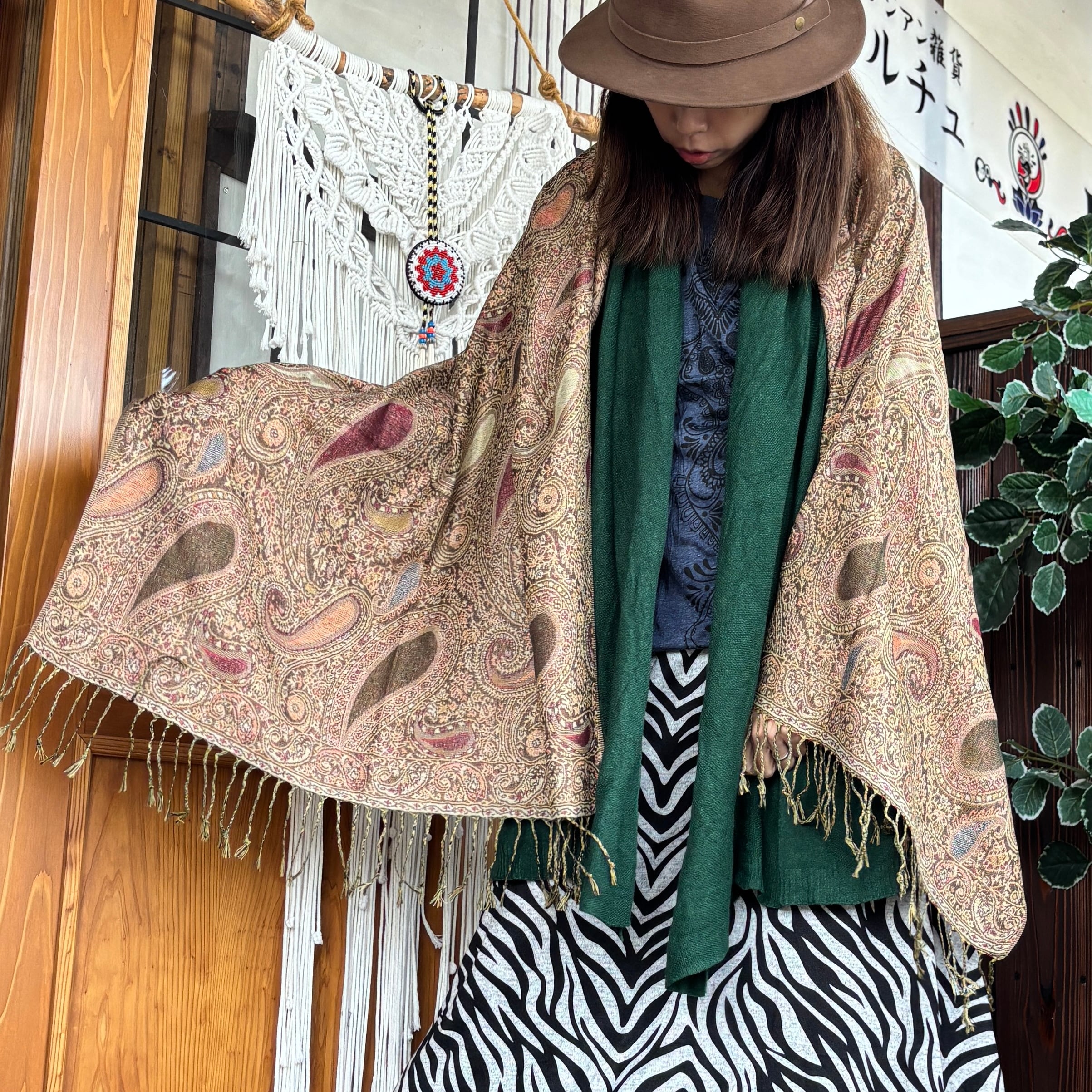 ペイズリー柄パシュミナストール