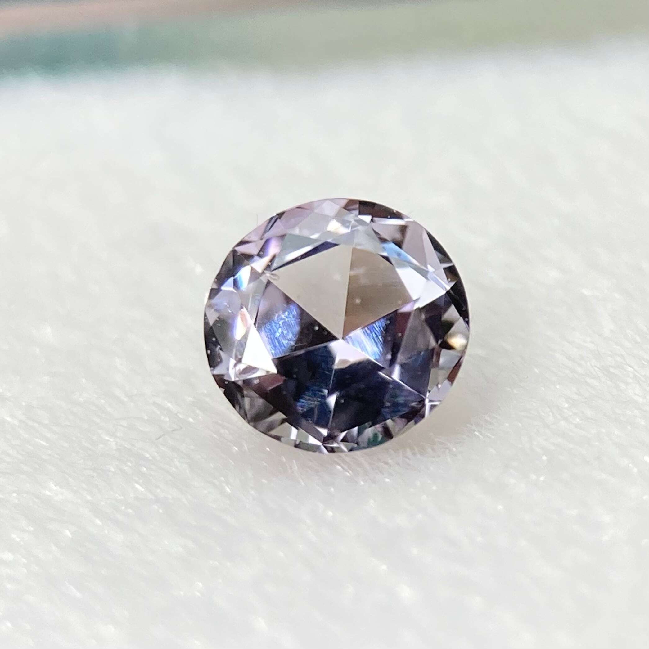 ローズカットサファイア 約3.8mm*2.4mm r-0531
